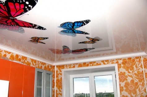3D натяжной потолок бабочки